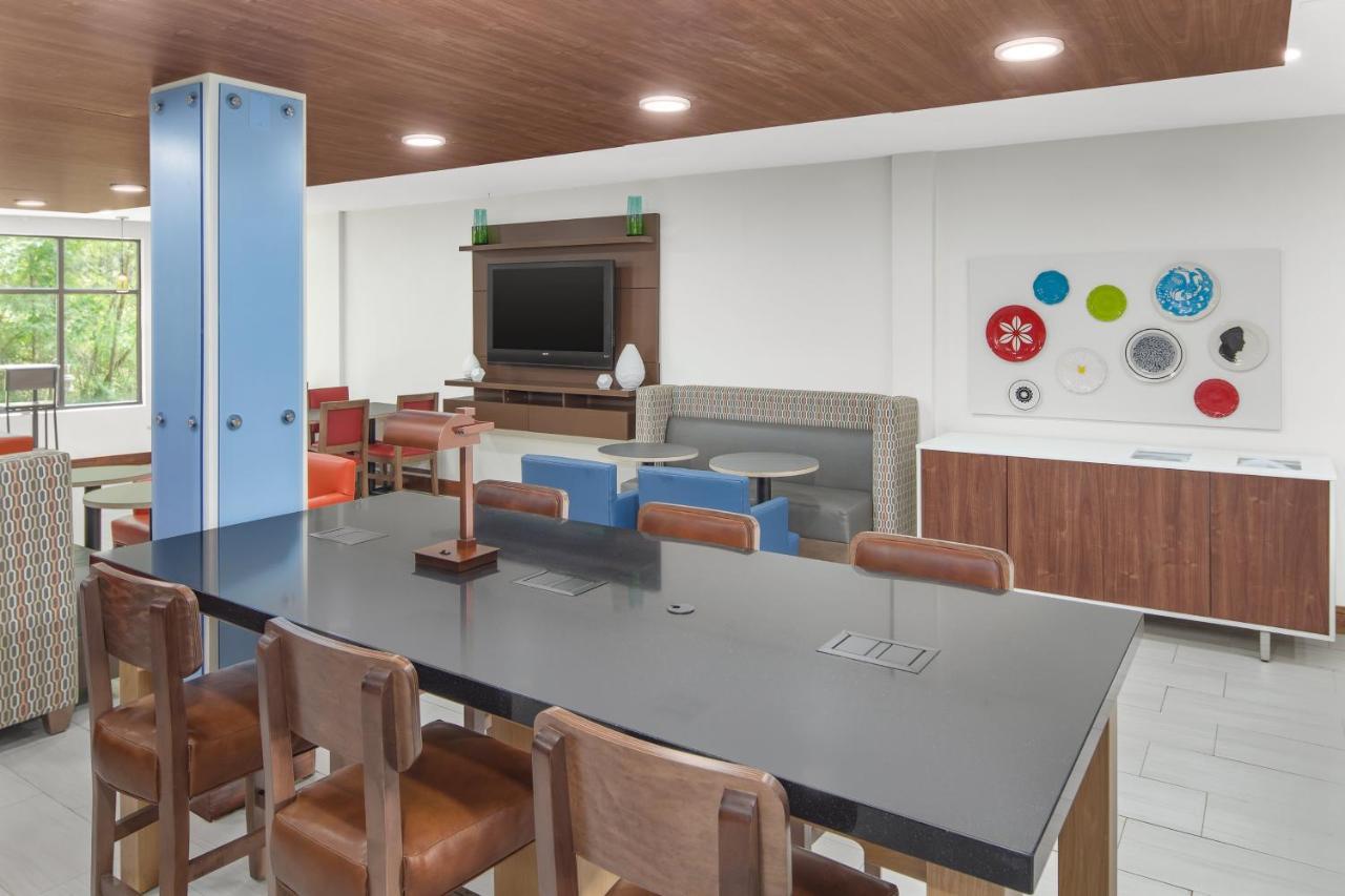 Holiday Inn Express & Suites - Hardeeville-Hilton Head By Ihg Zewnętrze zdjęcie